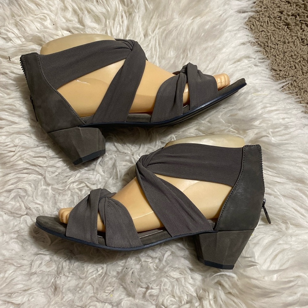 Eileen Fisher‎ Women's Earth Joy Knotted Grey Mesh Zip Sandals Size 6.5M